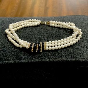 Women’s necklace for a date